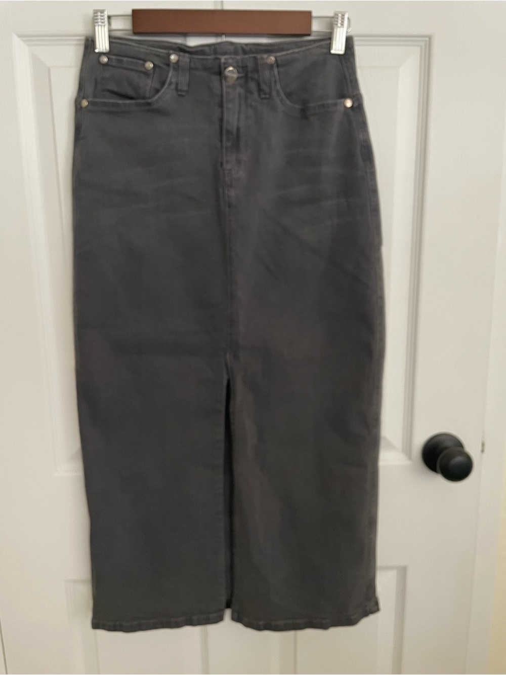 Djerf Avenue Washed Grey Denim Midi Skirt Size XXS Front Slit